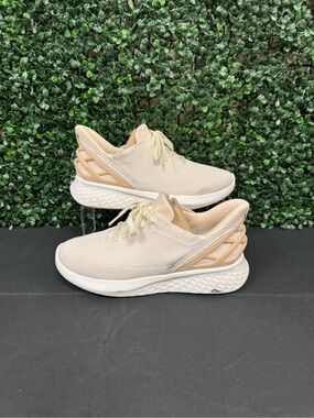 Kizik Athens Hands-Free Sneaker - M7.5/W8